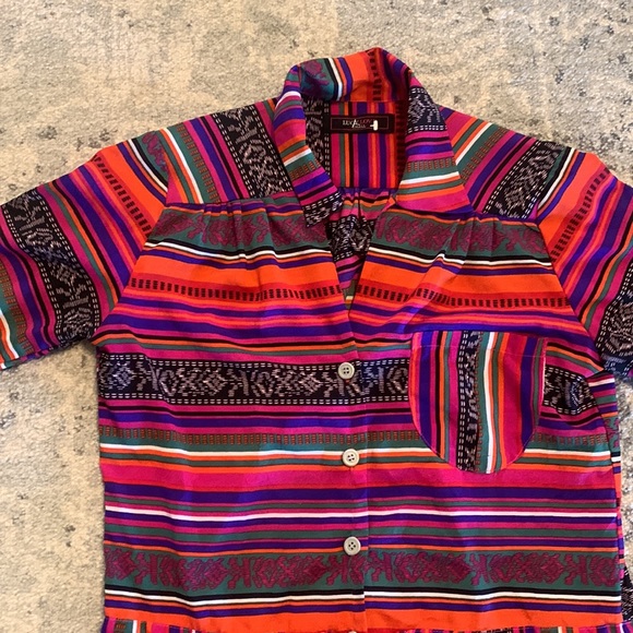 Multi color tunic size small - Picture 2 of 5